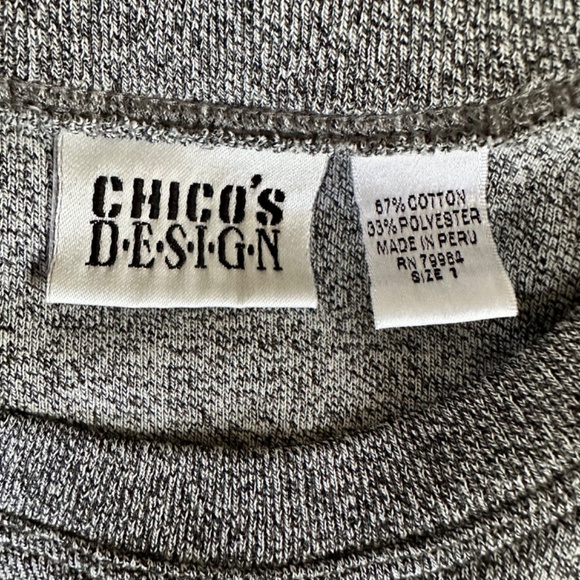 Chico’s Design black white gray sweatshirt pullover top size 1 (8) - Picture 6 of 9
